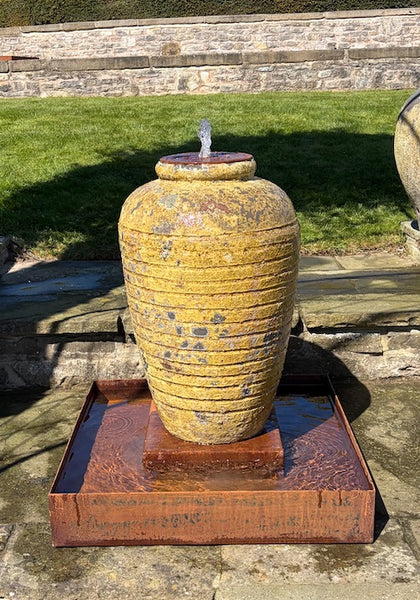 Ribbed Oil Jar Water Feature