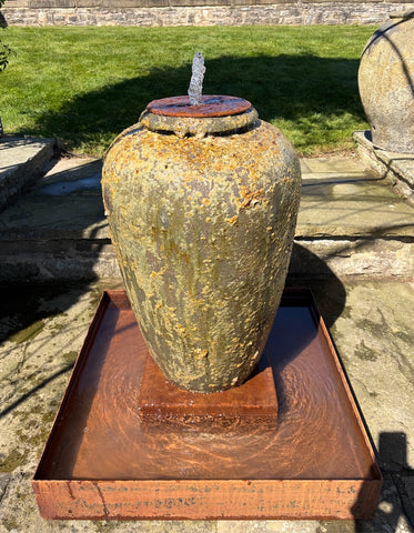 Small Oil Jar Water Feature